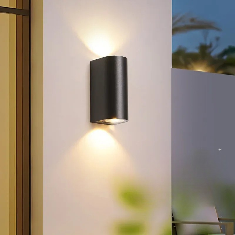 Applique Murale LED Cylindrique Étanche IP65