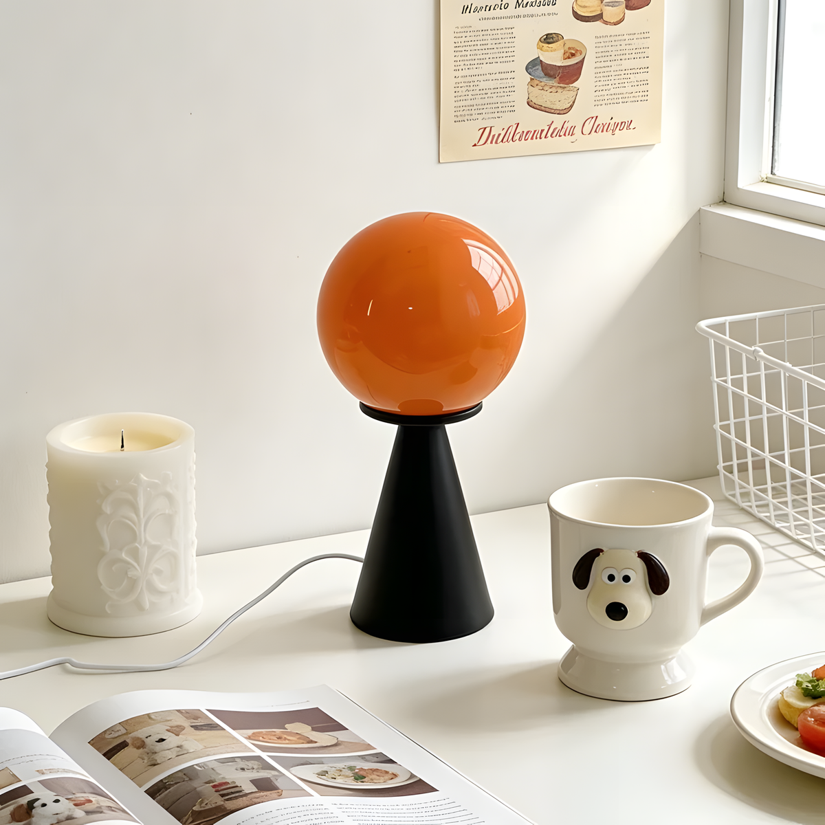Lampe de Chevet Globe en Verre & Pied Conique