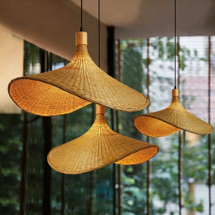 Suspension en Bambou Tissé Chapeau Japonaise